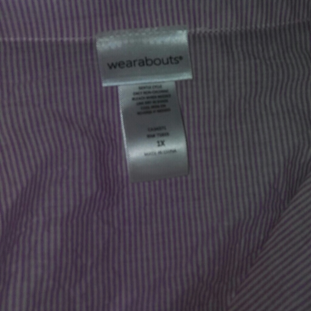 Pink top - Picture 3 of 3